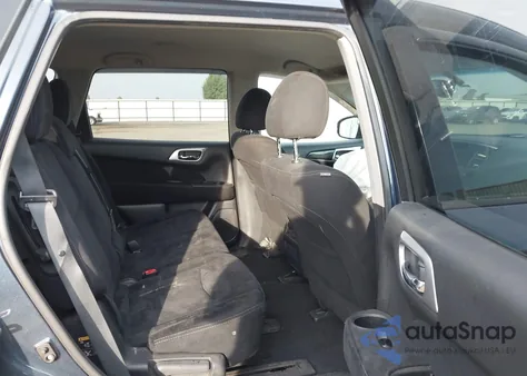 2015 Nissan Pathfinder Platinum/S/Sl/Sv z USA, uszkodzony, nr VIN 5N1AR2MM3FC635560